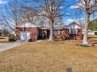 128 Michelle St NW, Hanceville, AL 35077