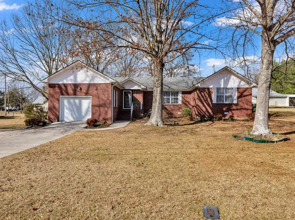128 Michelle St NW, Hanceville, AL 35077