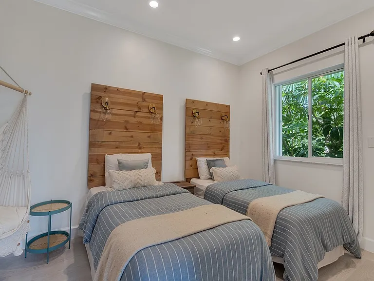1635 S Highway A1A — Photo 21