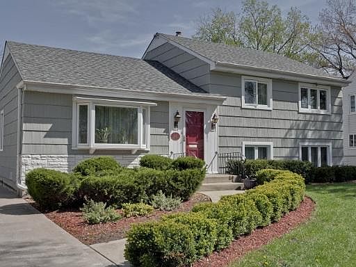 1st image of 2881 S Craig Dr