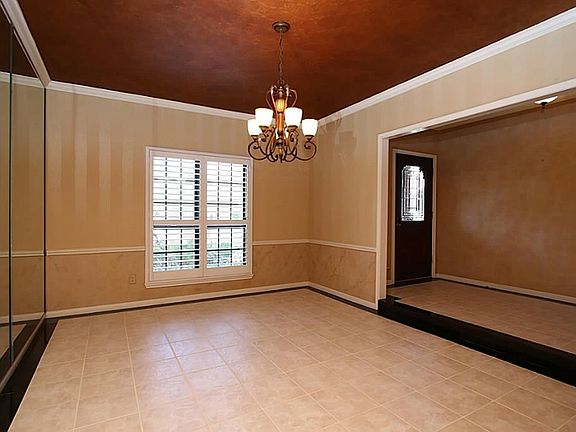 4th image of 7722 Stonesdale Dr