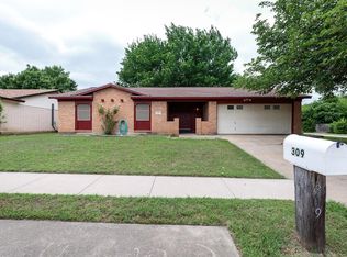 309 Randy Dr, Crowley, TX 76036