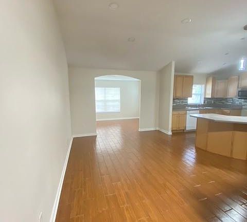 2nd image of 71 Bren Mar Ln