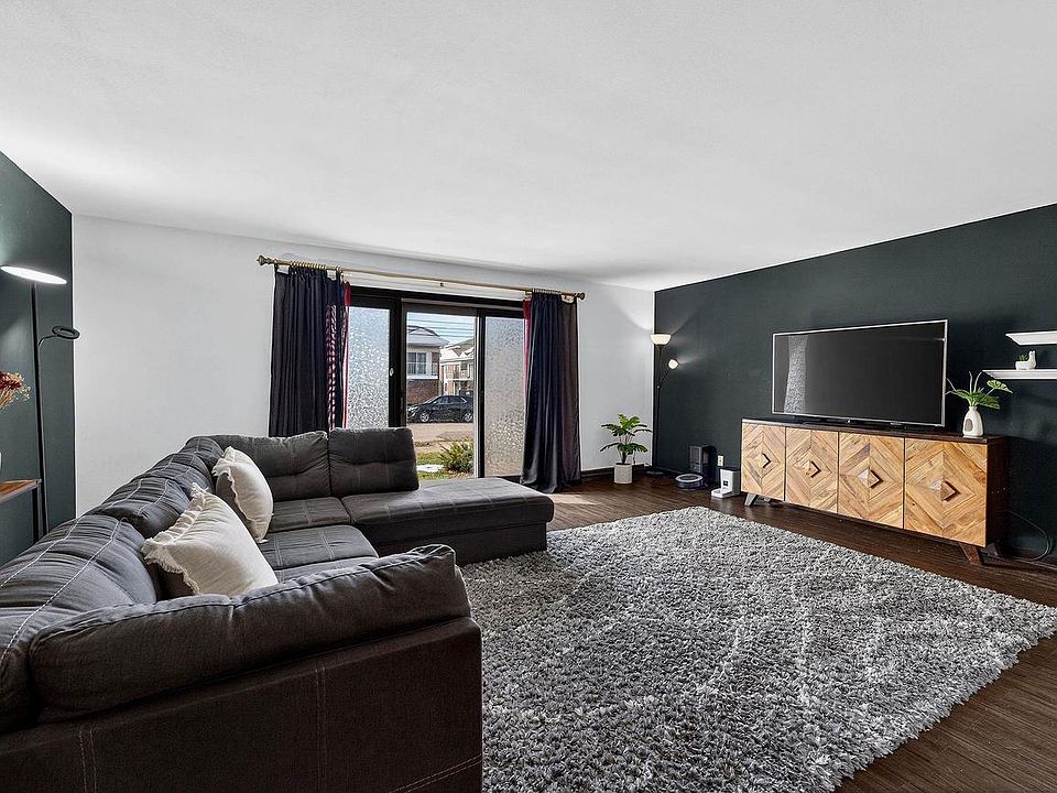 1st image of 4502 HAMMERSLEY Road #1