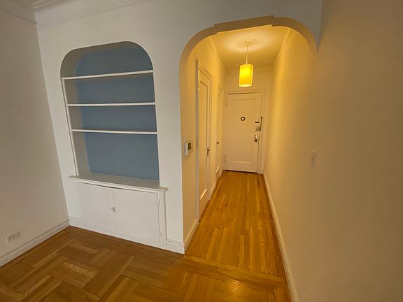3rd image of 57 Park Ter W APT 4E