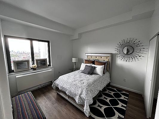 2nd image of 230 W 126th St APT 22B