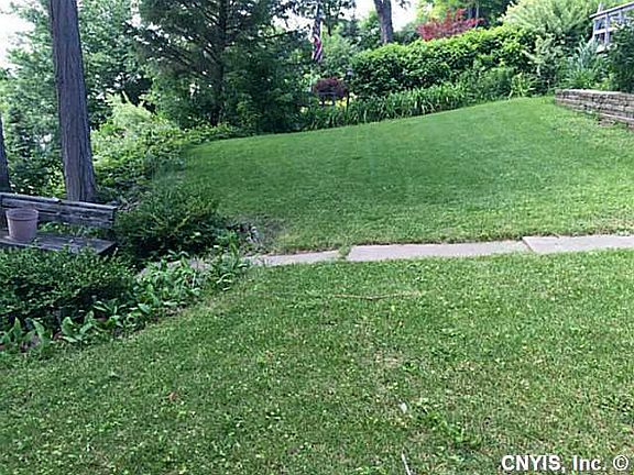 3rd image of 387 Cottonwood Ln