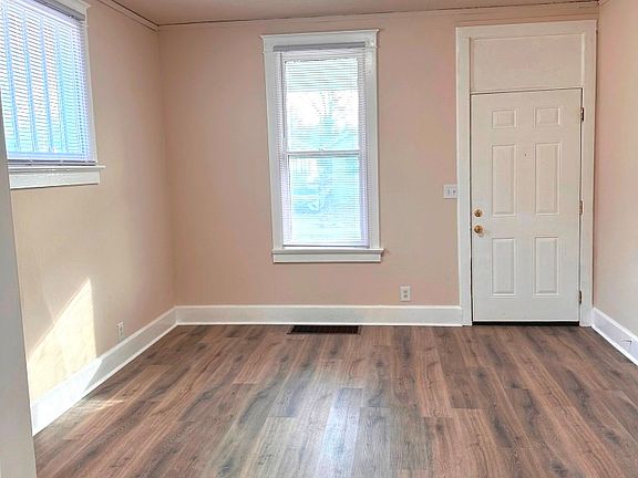 2nd image of 1036 Jefferson Ave