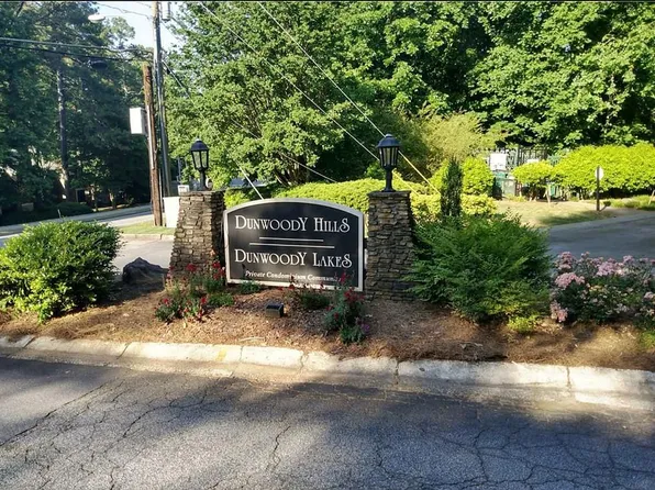 903 Gettysburg Pl, Sandy Springs, GA 30350