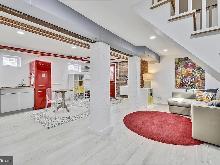 3515 Bradley Ln — Photo 23