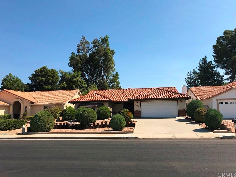 1st image of 1934 Tamarack Ln
