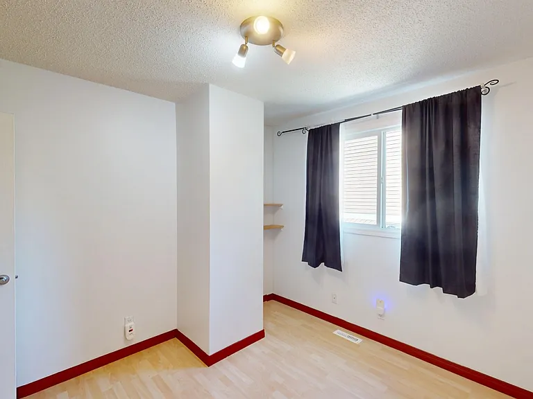 4940 39th Ave SW #29 — Photo 11