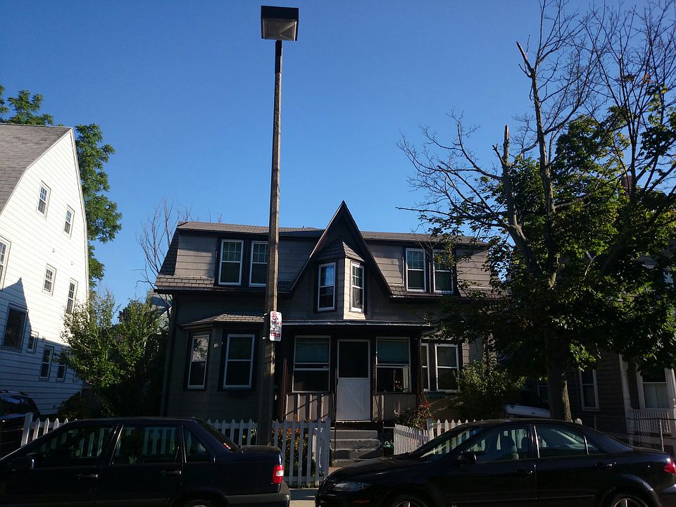 2nd image of 339 Park St