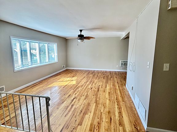 2nd image of 110 Moffett St #2