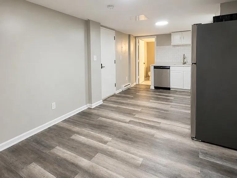 3 Curve St #10 — Photo 6