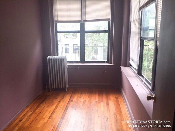 3rd image of 2454 28th St APT 2B