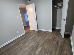 6192 Greenwood Dr APT 2, Falls Church, VA 22044