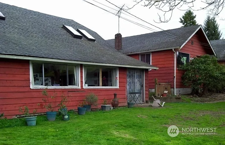 2218 10th Street photo 1