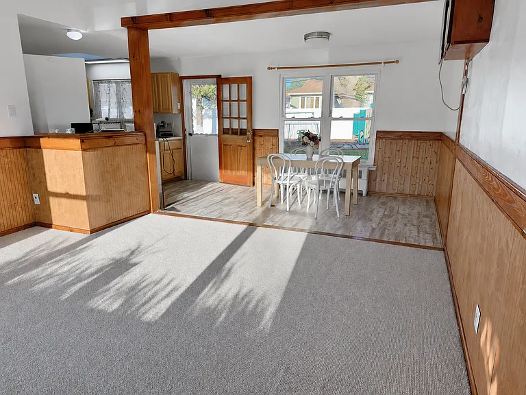 865 Prescott St — Photo 4
