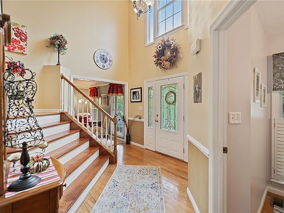 5th image of 7008 Lyons View Ct