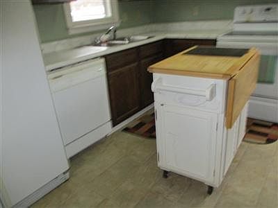 5th image of 213 Cherry Ln