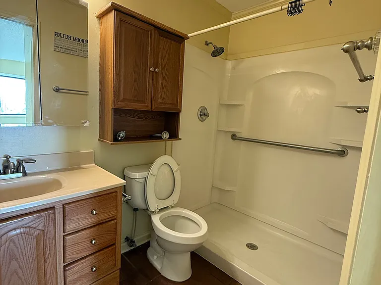204 Davidson St — Photo 13