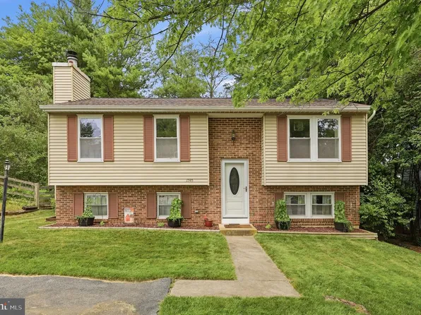 1595 Elmwood Ct, Frederick, MD 21702