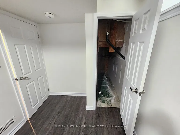 18 Greeningdon Dr #LOWER — Photo 17