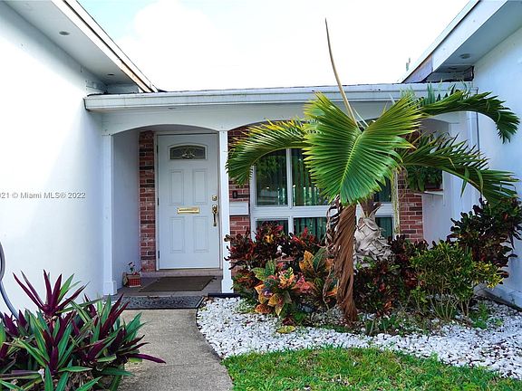4th image of 4312 Roosevelt St #4312
