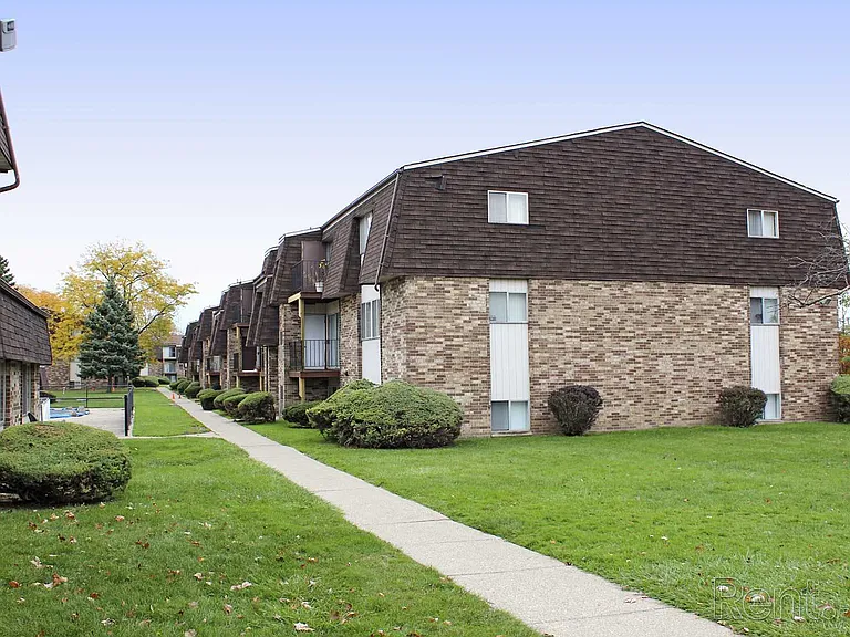 The Glens Apartments — Photo 3