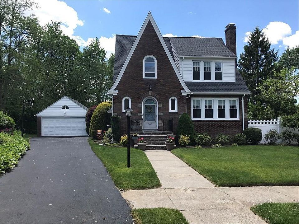 1st image of 136 Shirley Blvd