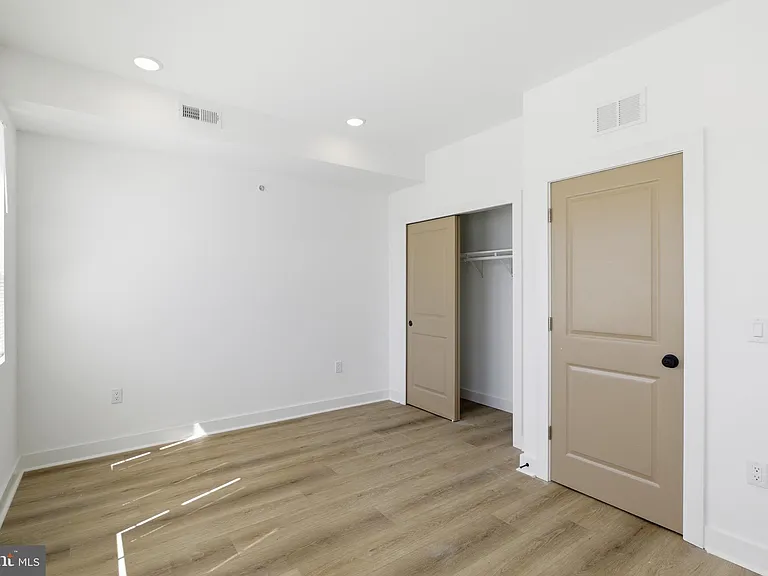 2532 N 11th St #2 — Photo 3