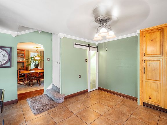 4th image of 5551 Claytonia Dr