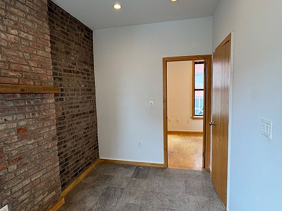 3rd image of 110 Madison St APT 14