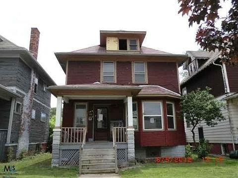1st image of 135 Cortland St