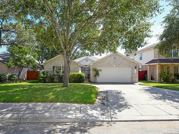 2nd image of 2614 MONTEBELLO