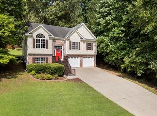 136 Walkers Pond Dr, Villa Rica, GA 30180