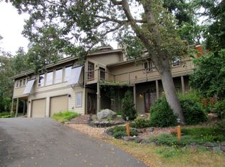 942 E Oak St, Sequim, WA