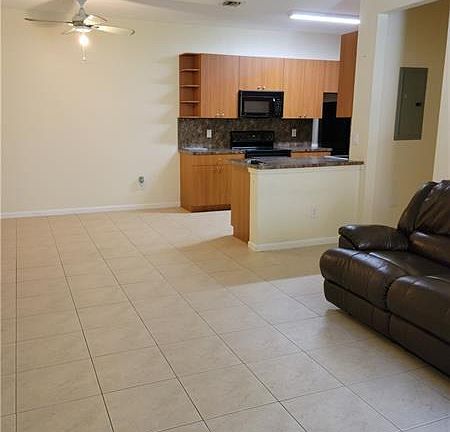 4th image of 3557 Forest Hill Blvd APT 53
