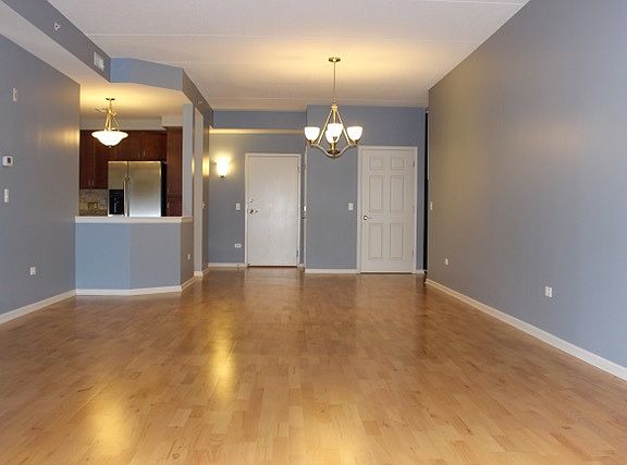 4th image of 455 W Wood St Unit 204