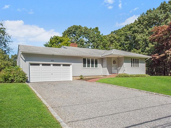 3rd image of 775 N Bayview Road Ext