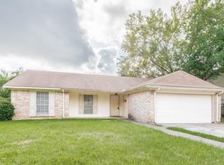 15914 Timber Valley Dr, Houston, TX 77070