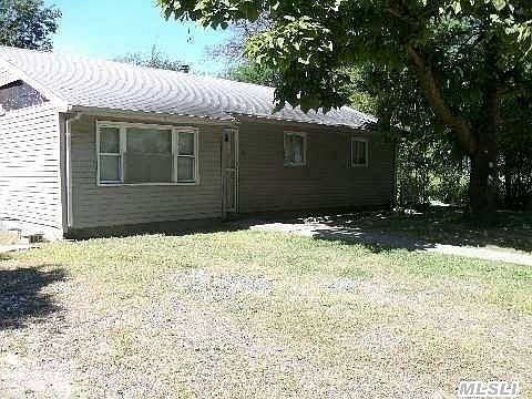 2nd image of 14 Cypress St