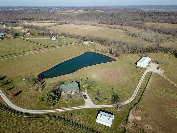 2nd image of 1190 Holt Ln