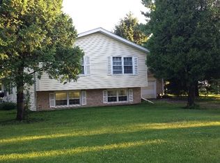 14913 State Route 176, Woodstock, IL 60098