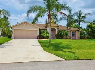 1074 SW Dubuque Ave, Port Saint Lucie, FL 34953