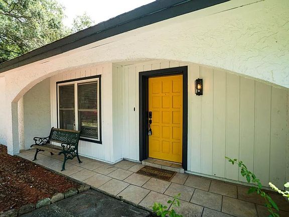 2nd image of 12216 Noreast Lake Dr