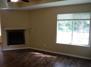 2915 E Stanford St, Springfield, MO 65804