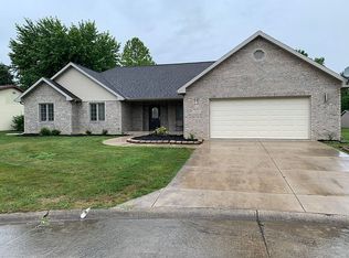 5605 N Vista View Dr, Muncie, IN 47304