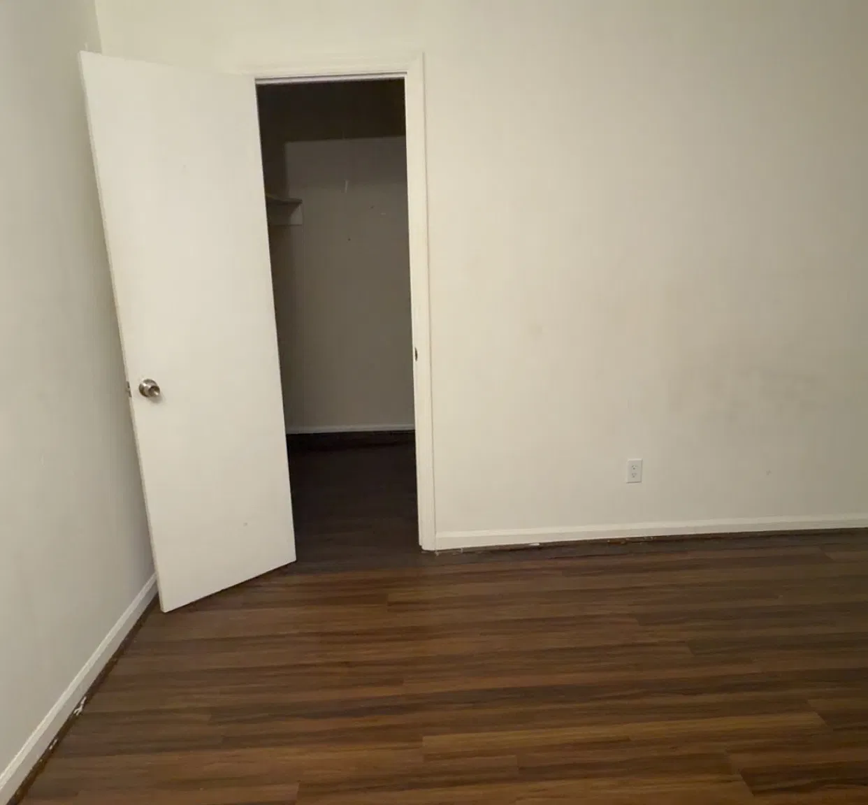2 bed, 950 sqft, $1,000 — Photo 3